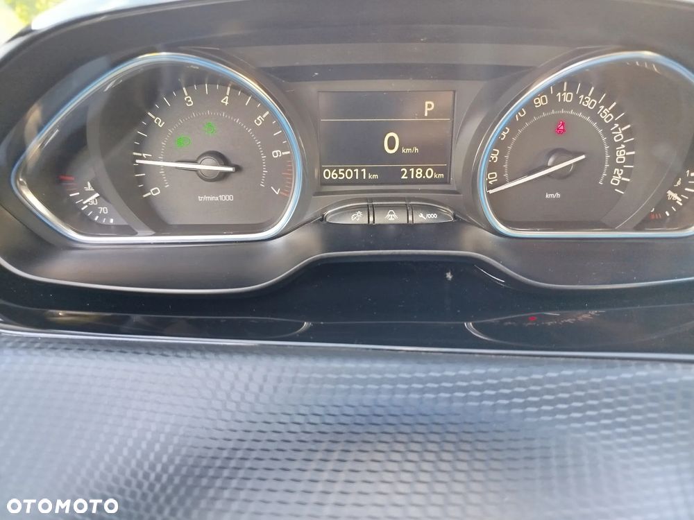 Peugeot 2008 - 17