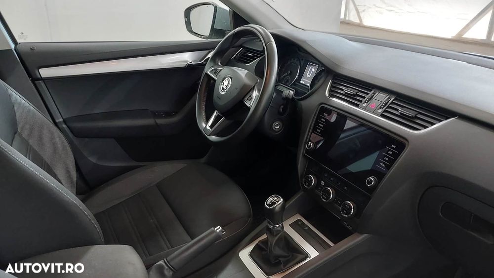 Skoda Octavia 1.6 TDI Ambition - 18