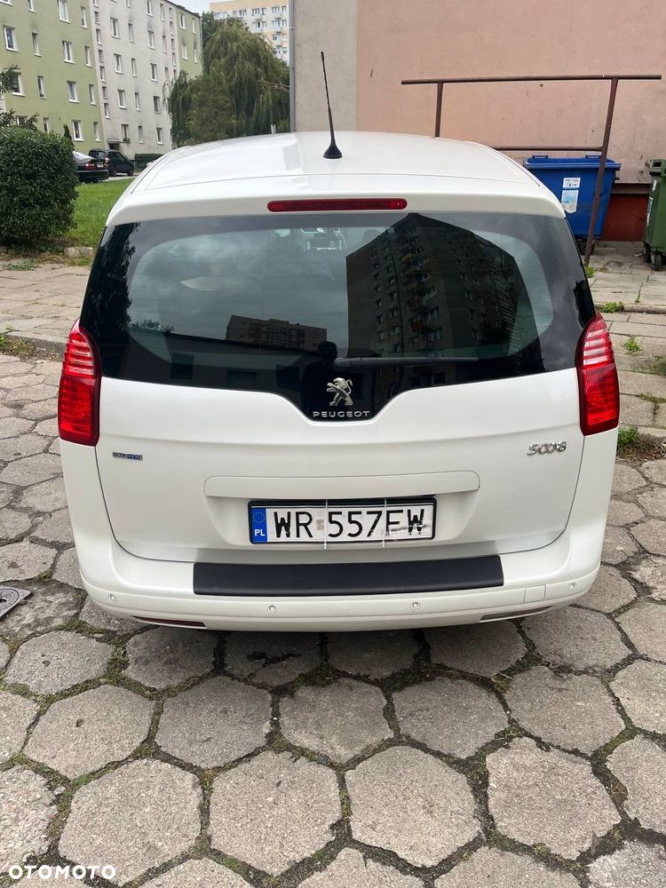 Peugeot 5008 HDI 150 Active - 21