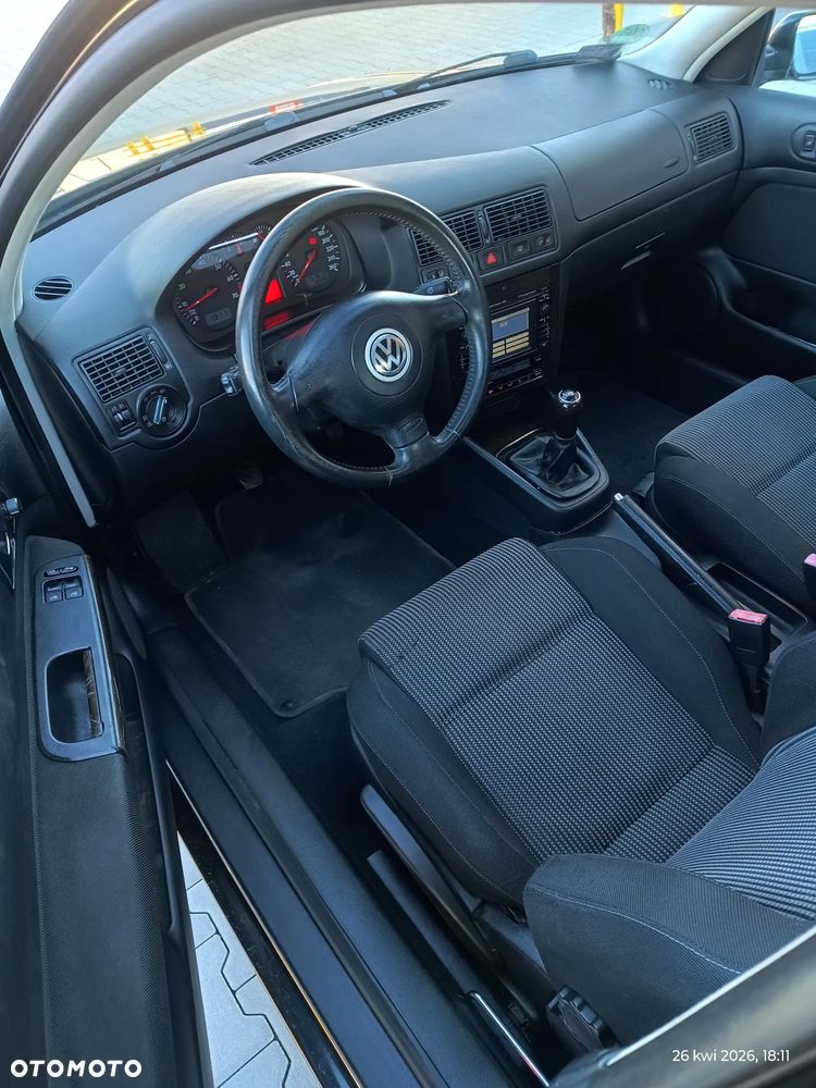 Volkswagen Golf 1.8 20V Turbo GTI - 5