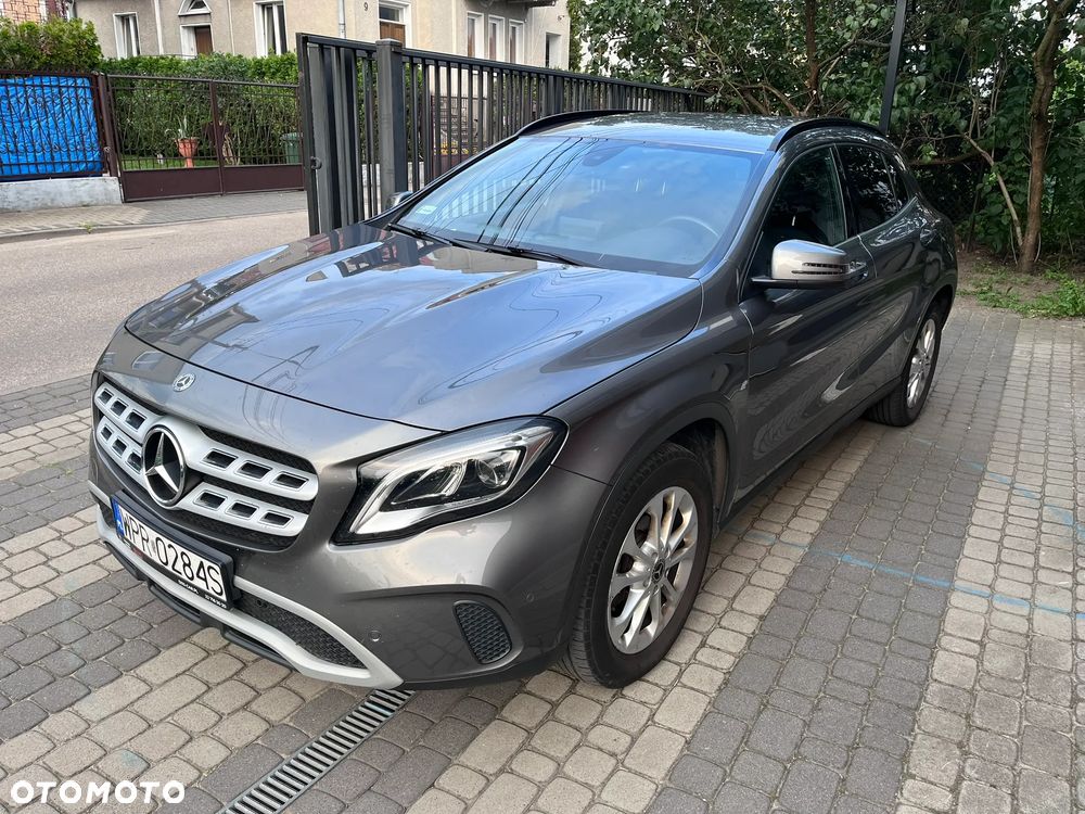 Mercedes-Benz GLA 200 7G-DCT Style - 1