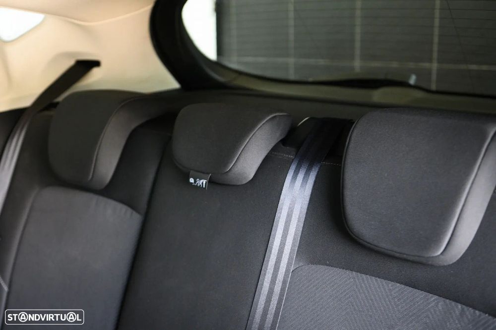 Ford Fiesta 1.0 EcoBoost Trend Connected - 23