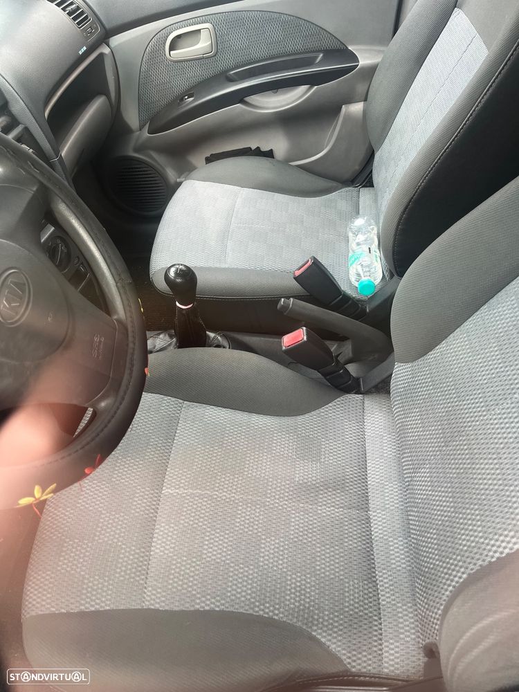 Kia Picanto - 3