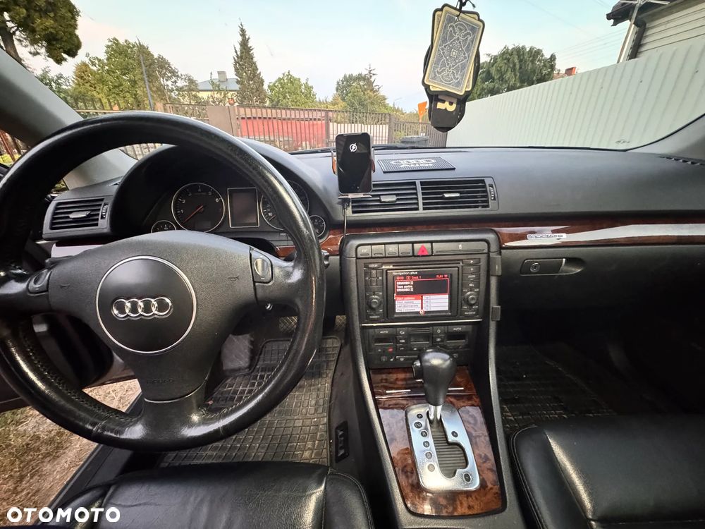 Audi A4 Avant - 12