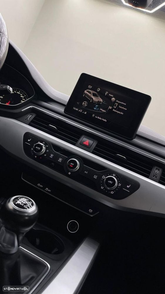 Audi A4 Avant 2.0 TDI Business Line - 32