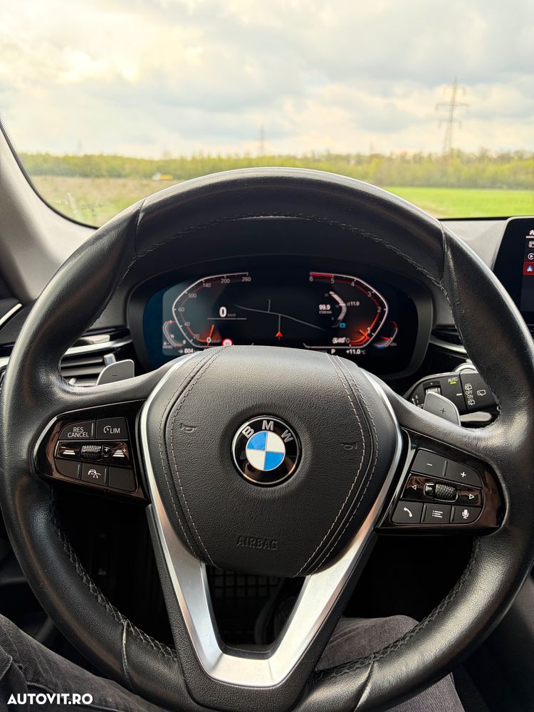 BMW Seria 5 520d Aut. M Sport Edition - 15