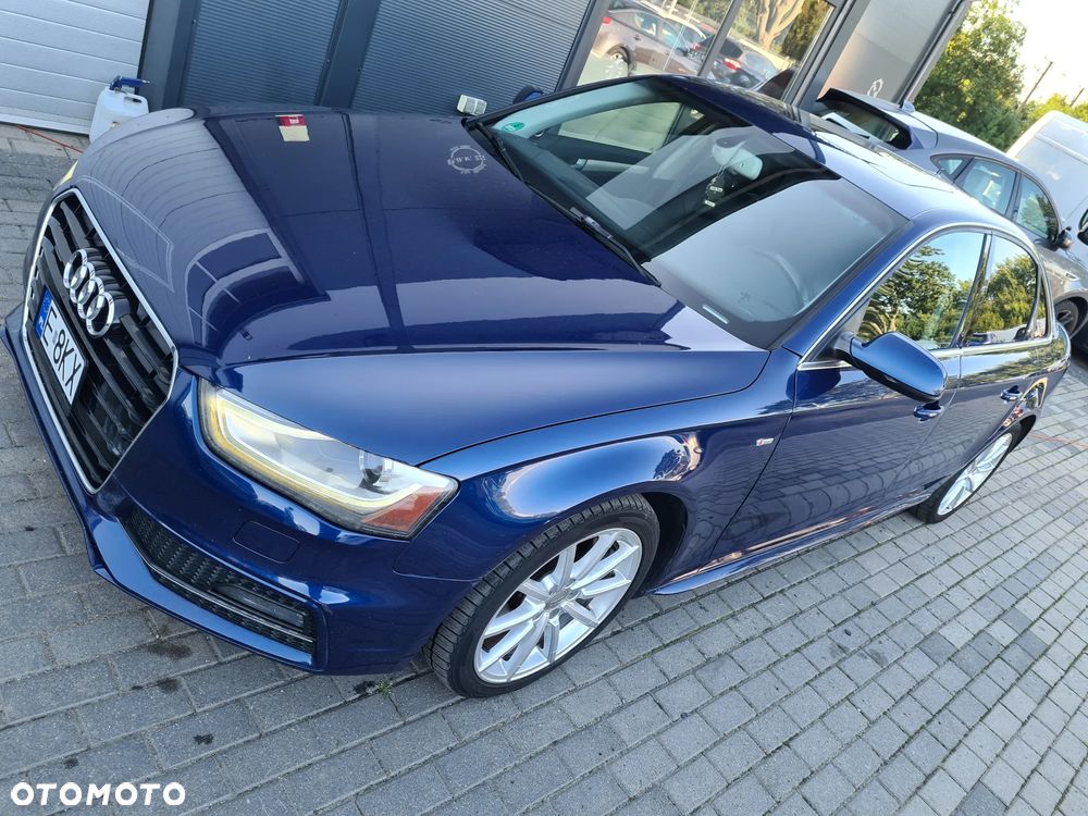 Audi A4 Limousine - 22