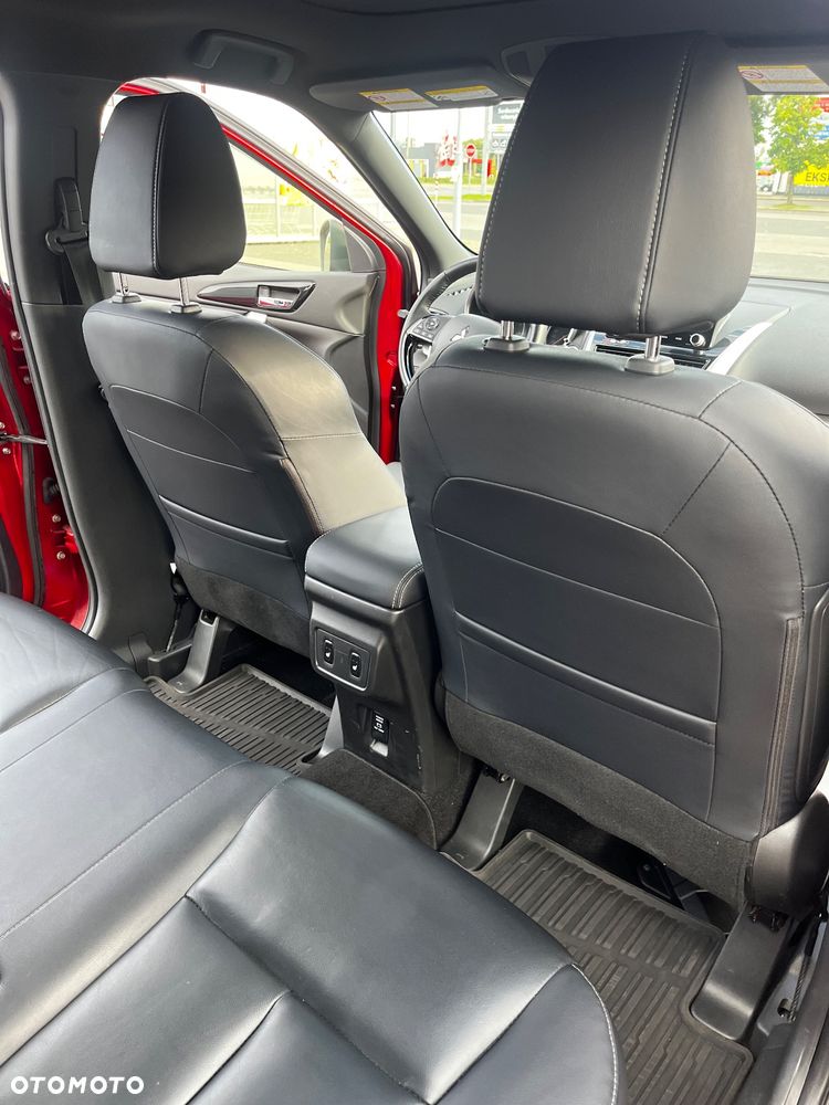 Mitsubishi Eclipse Cross - 8