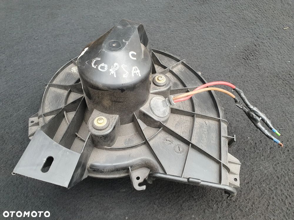 OPEL CORSA C WENTYLATOR DMUCHAWA NAWIEWU 006453T VALEO - 2
