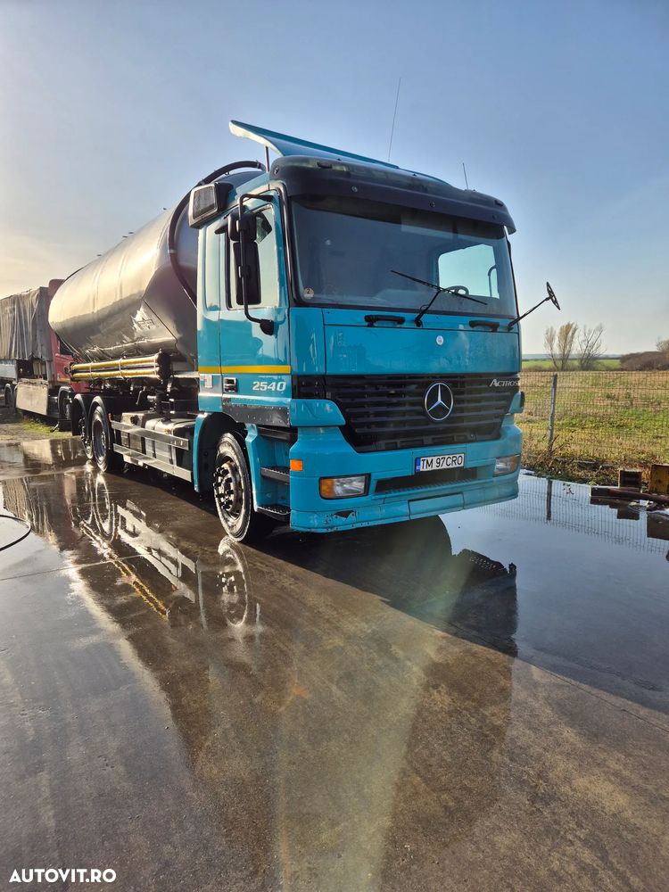 Mercedes-Benz Actros 2540 - 9