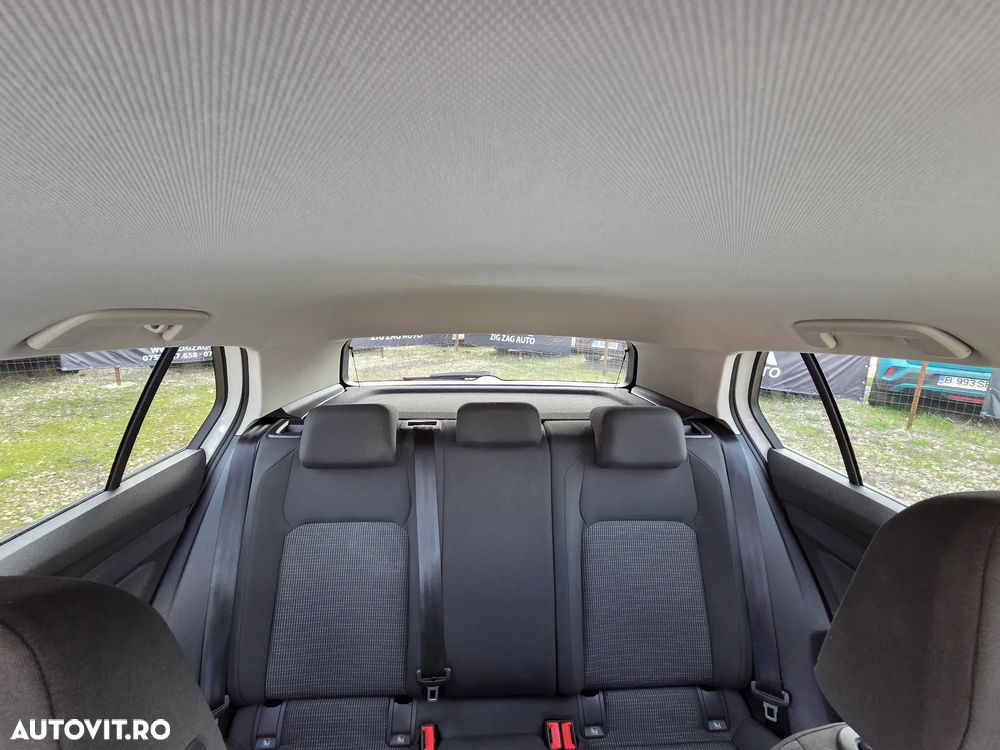 Volkswagen Golf 1.0 TSI OPF - 7