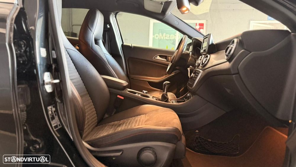 Mercedes-Benz GLA 200 CDi AMG Line - 38