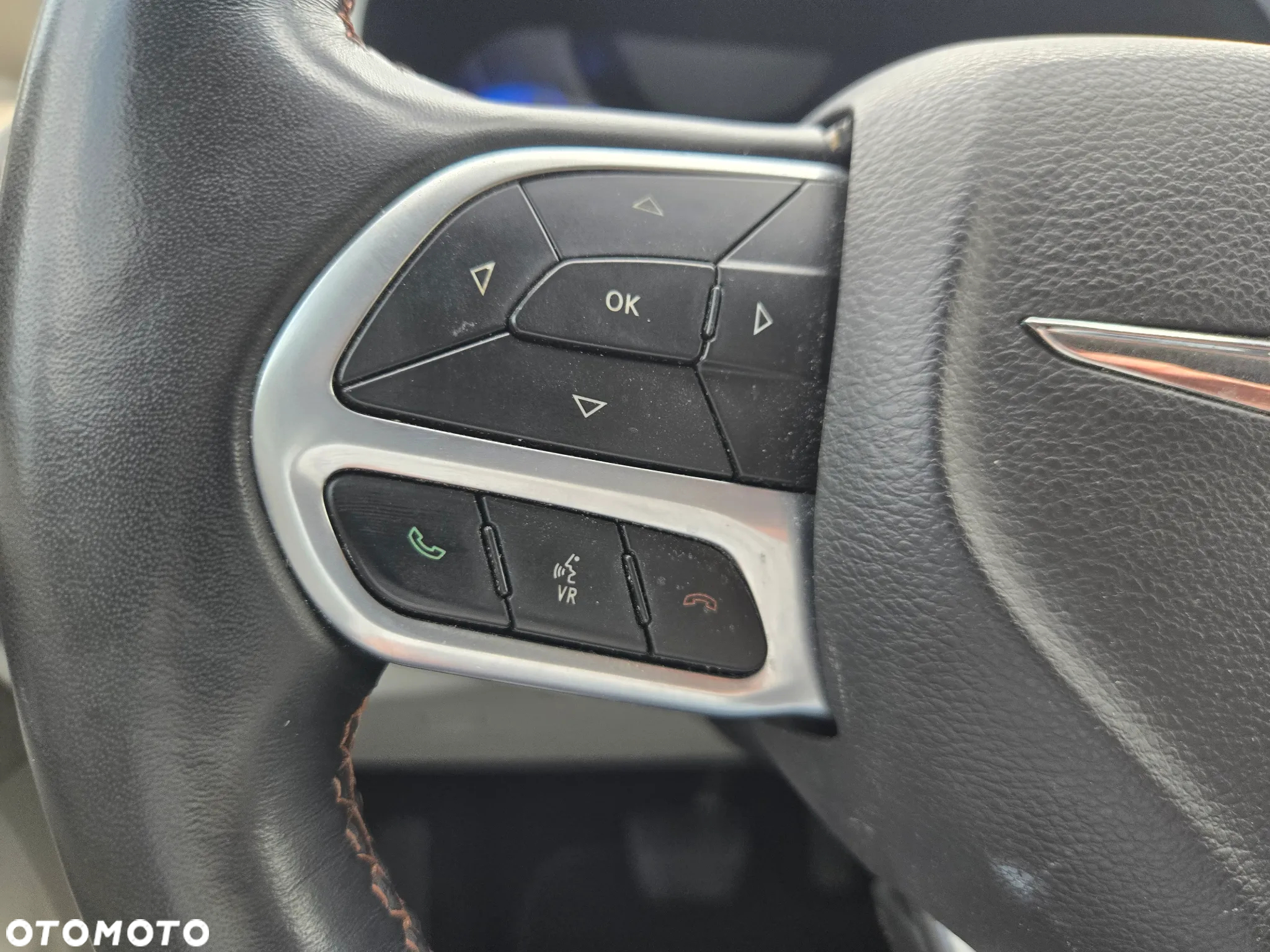 Chrysler Pacifica - 27
