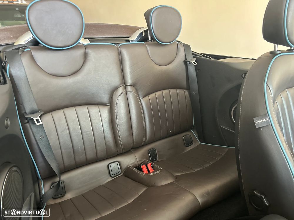 MINI Cabrio Cooper D Highgate - 27
