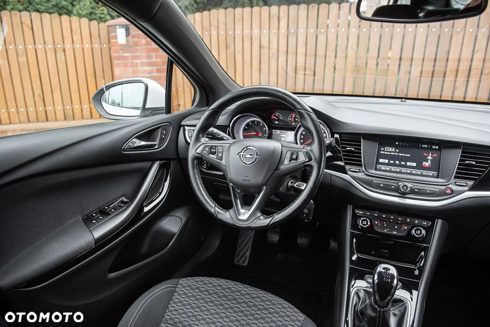 Opel Astra 1.4 Turbo Start/Stop Business - 28