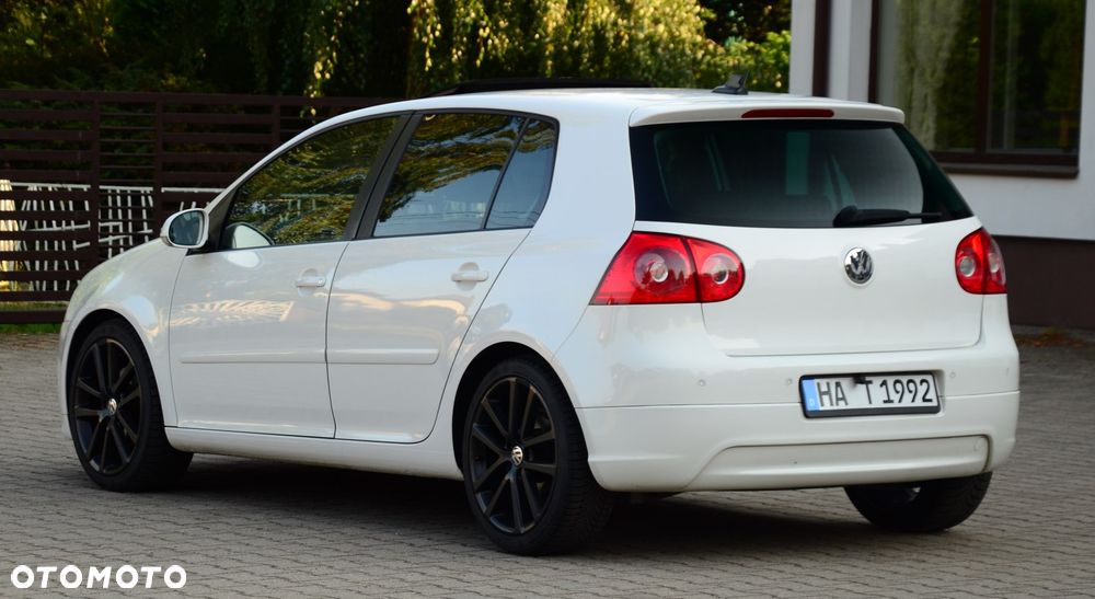 Volkswagen Golf - 17