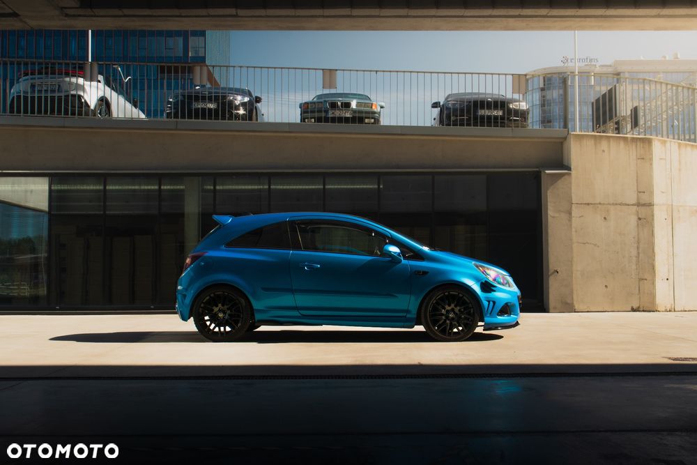 Opel Corsa 1.6T OPC - 3