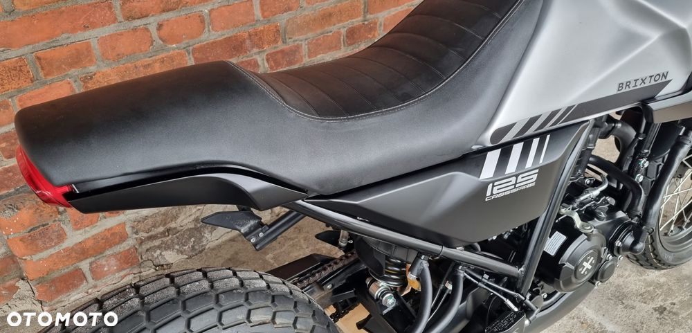 Brixton Crossfire - 5