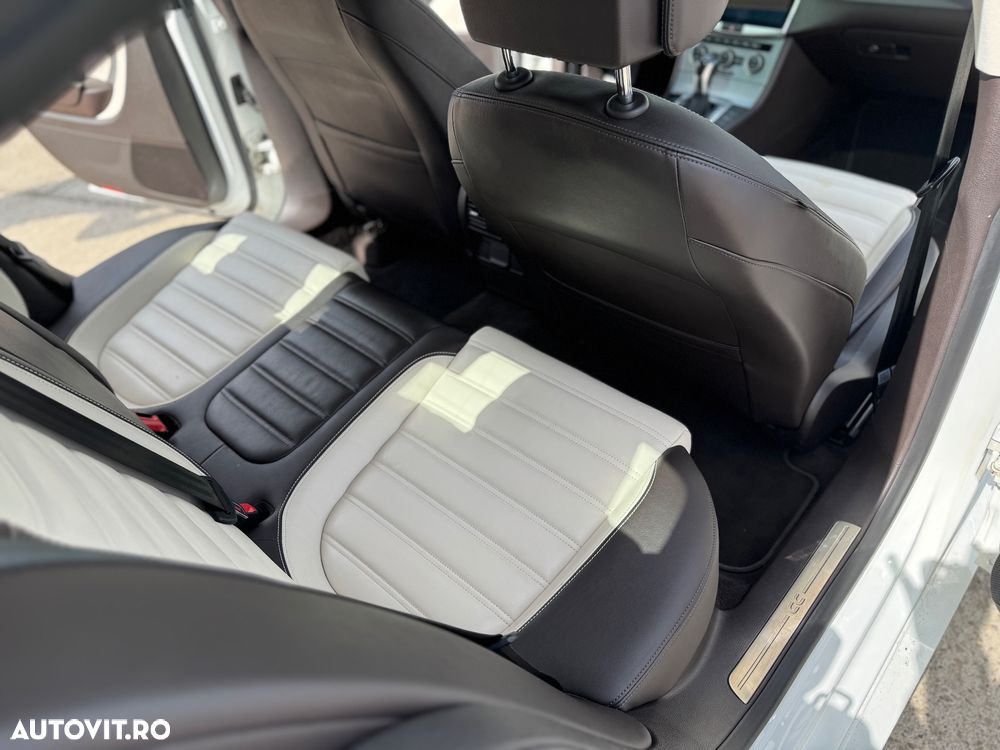 Volkswagen Passat CC 2.0 TDI DSG BMT - 15