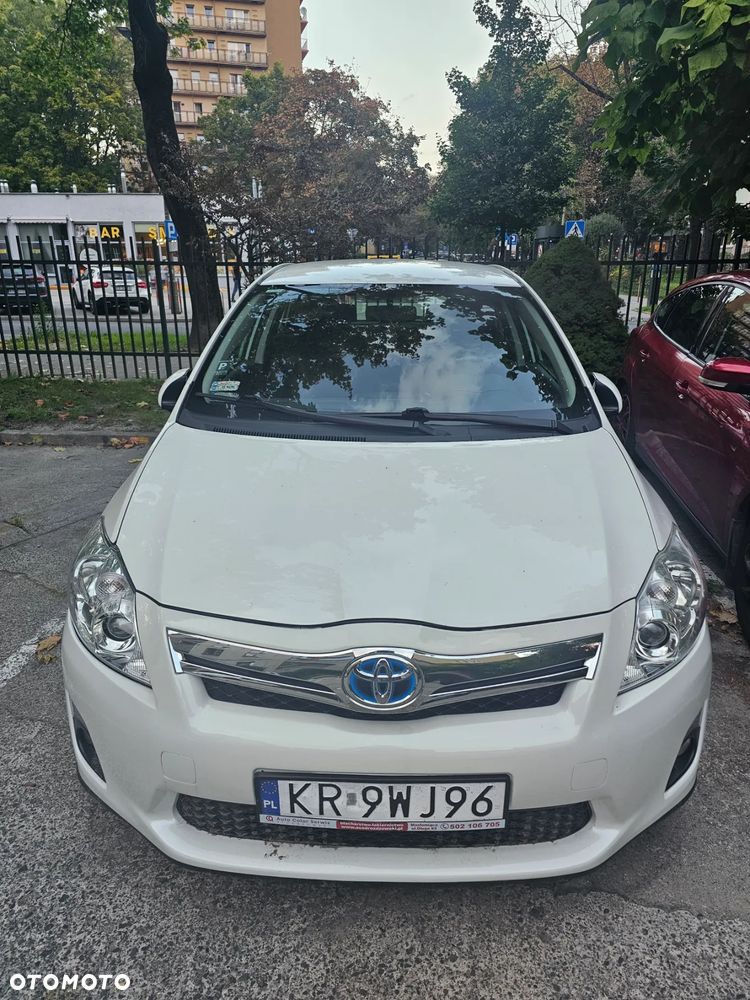 Toyota Auris 1.8 HSD Prestige NAVI - 2