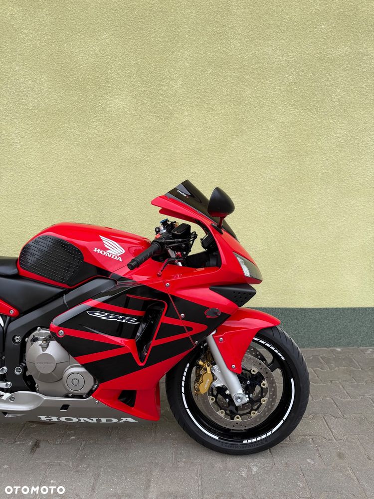 Honda CBR - 6