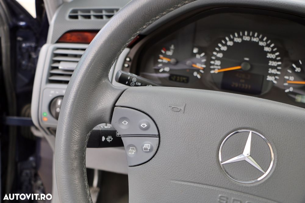 Mercedes-Benz E 320 Aut Avantgarde - 21