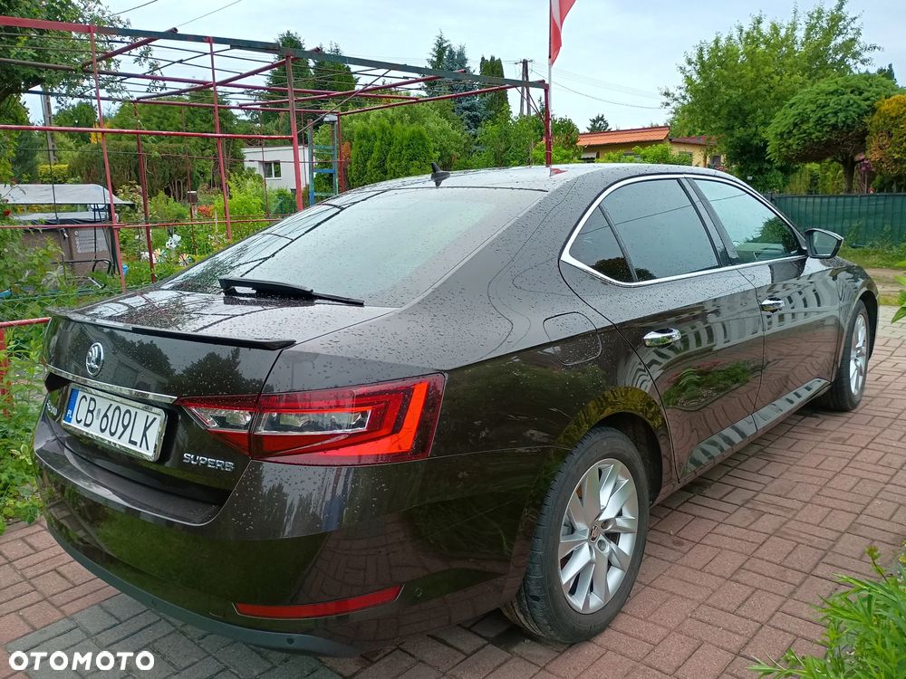 Skoda Superb 1.6 TDI DSG Style - 16