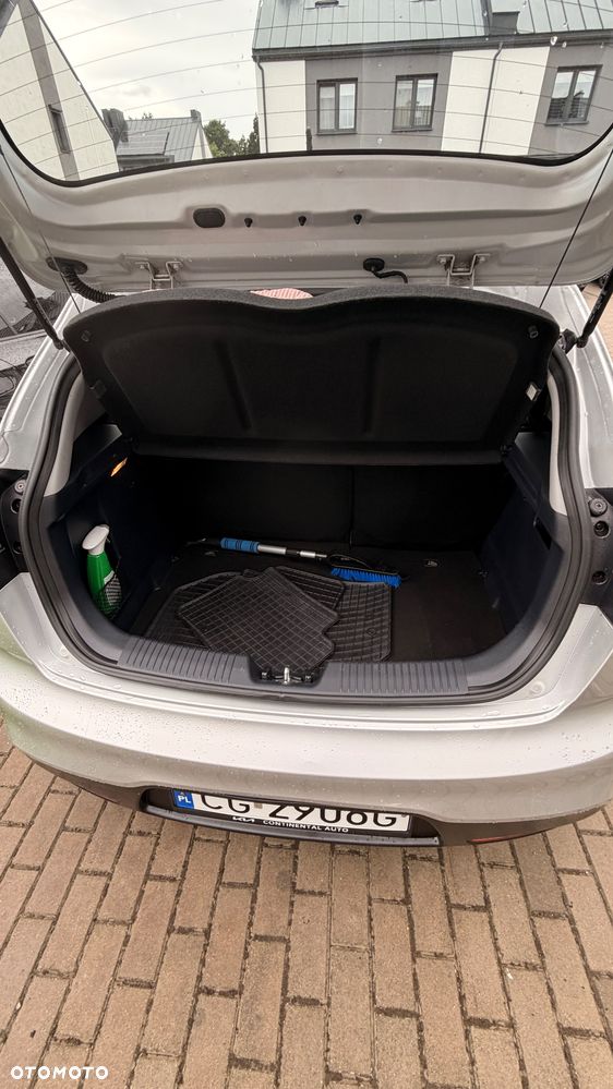 Kia Rio 1.2 L - 10