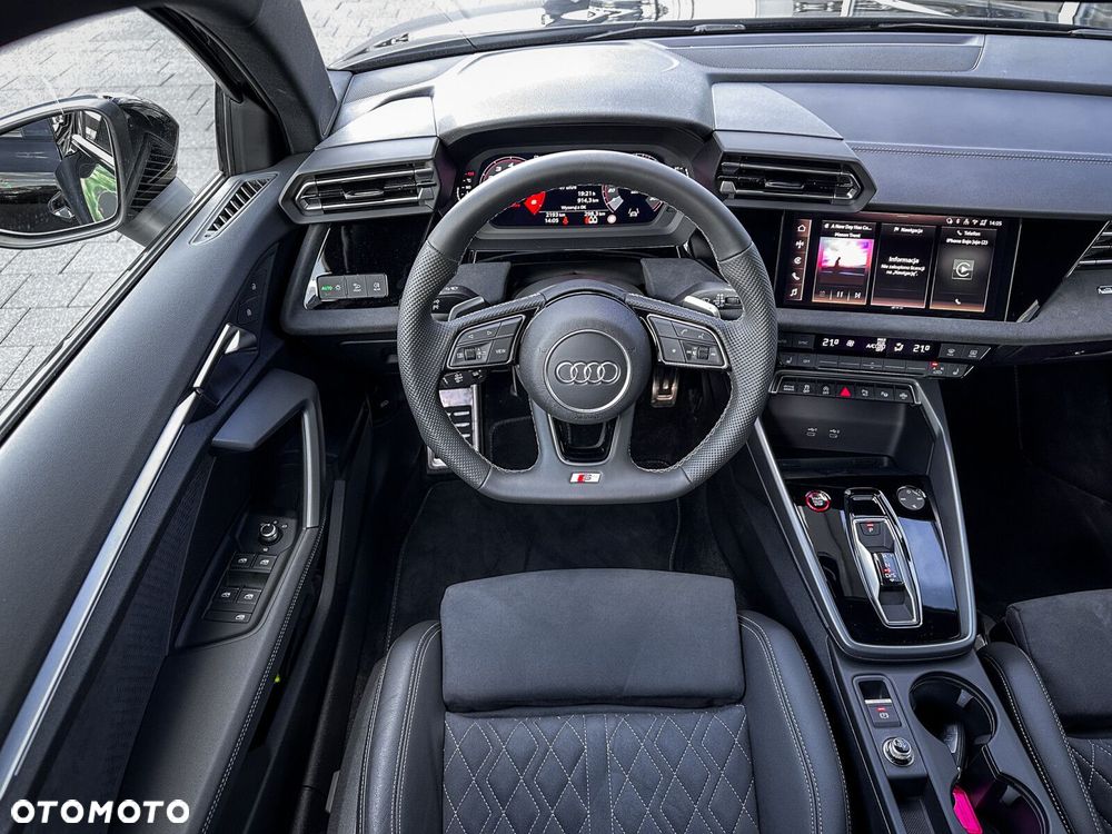 Audi S3 Sportback - 24