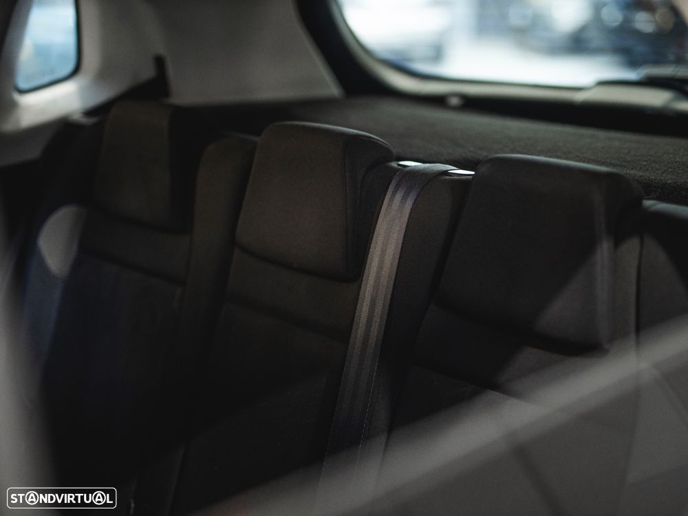 Peugeot 2008 1.2 PureTech Style - 21