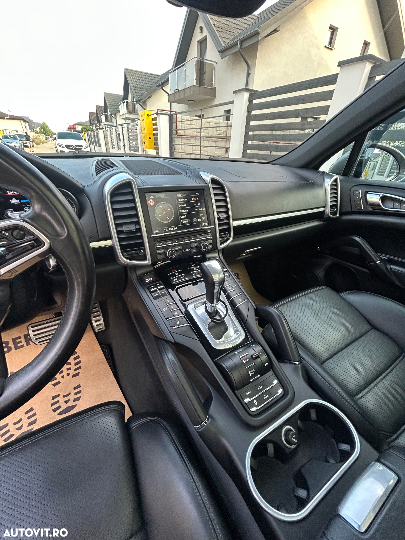 Porsche Cayenne S E-Hybrid Platinum Edition - 27