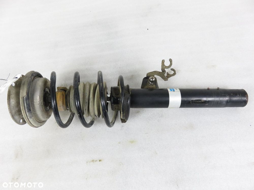 MCPERSON PRAWY PRZEDNI BMW E87 118i - 1