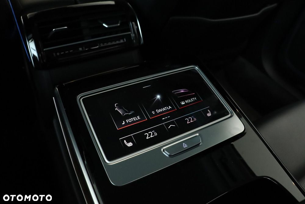 Audi A8 - 17