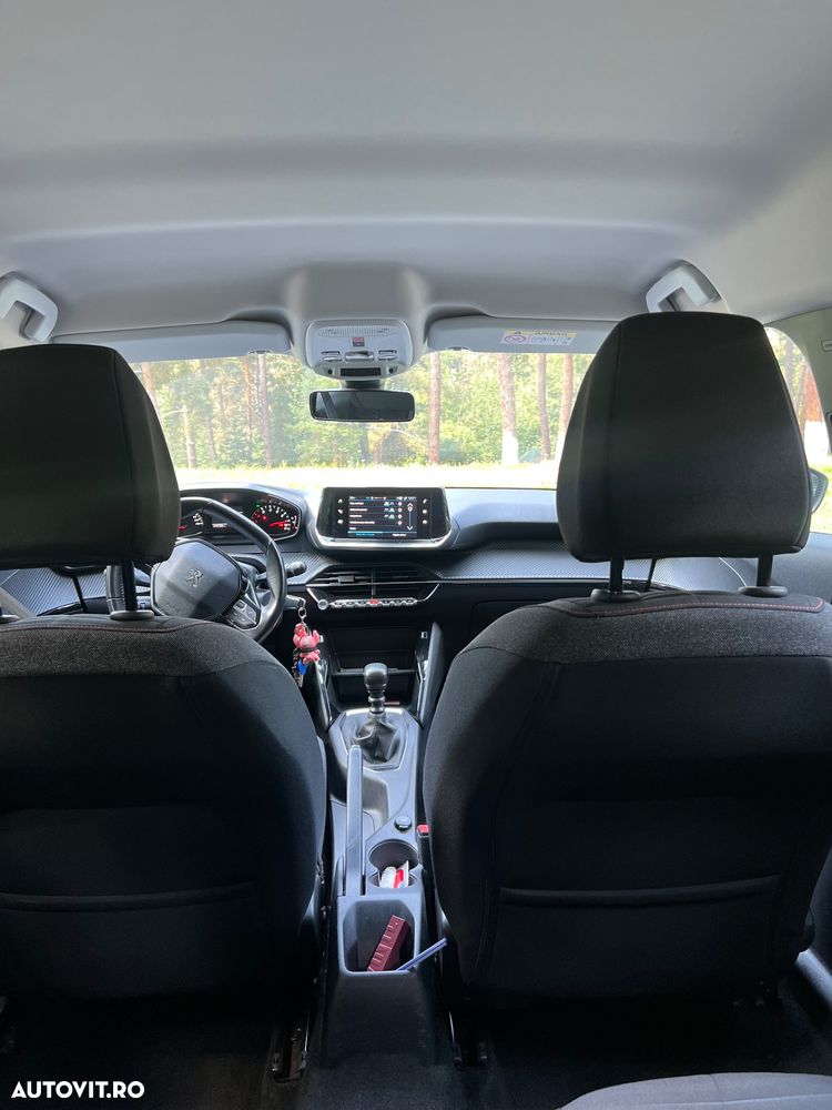 Peugeot 2008 1.2 PureTech Turbo S&S Active - 9