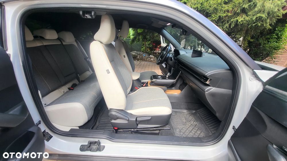 Mazda MX-3 - 21