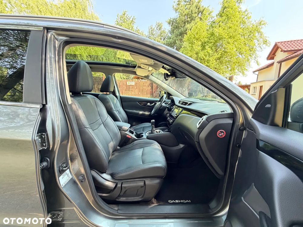 Nissan Qashqai 1.6 DIG-T Tekna+ - 26