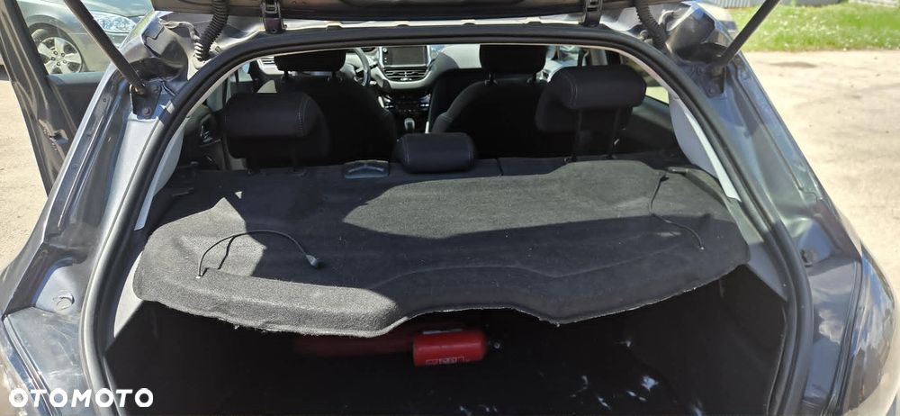 PEUGEOT 208 felga aluminiowa alu felga 16 - 9