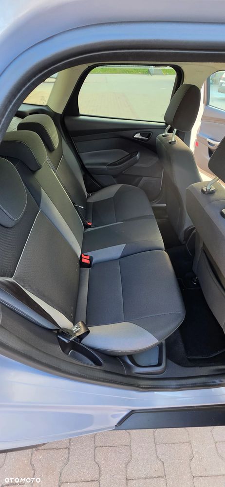 Ford Focus 1.6 TDCi DPF Start-Stopp-System SYNC Edition - 25