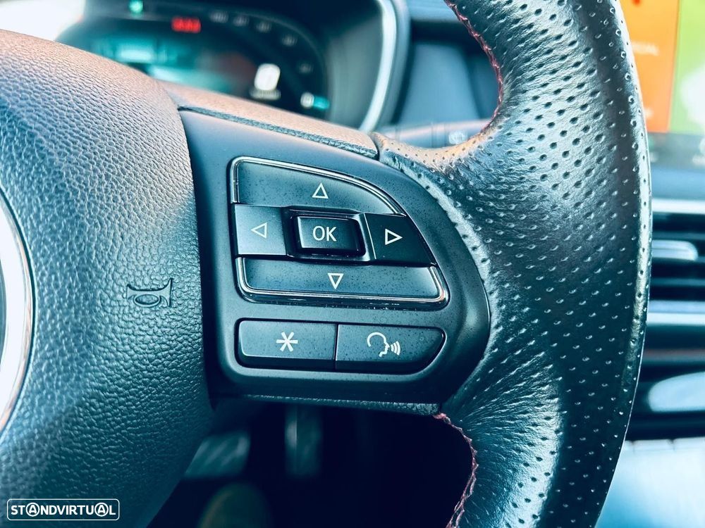 MG EHS 1.5T-GDI Luxury - 30