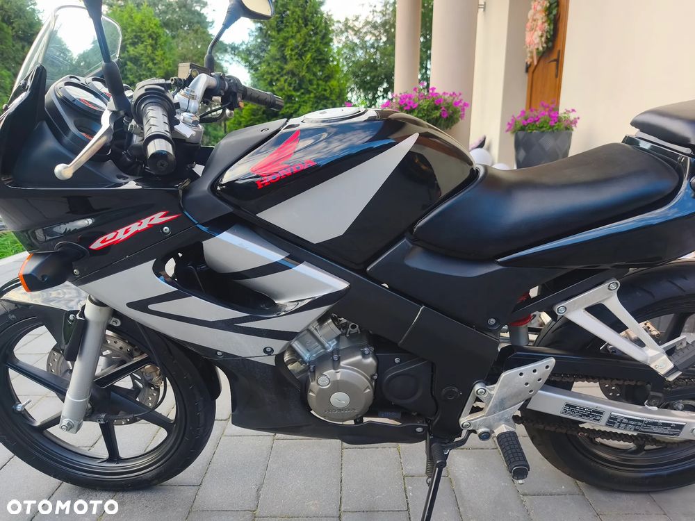 Honda CBR - 19