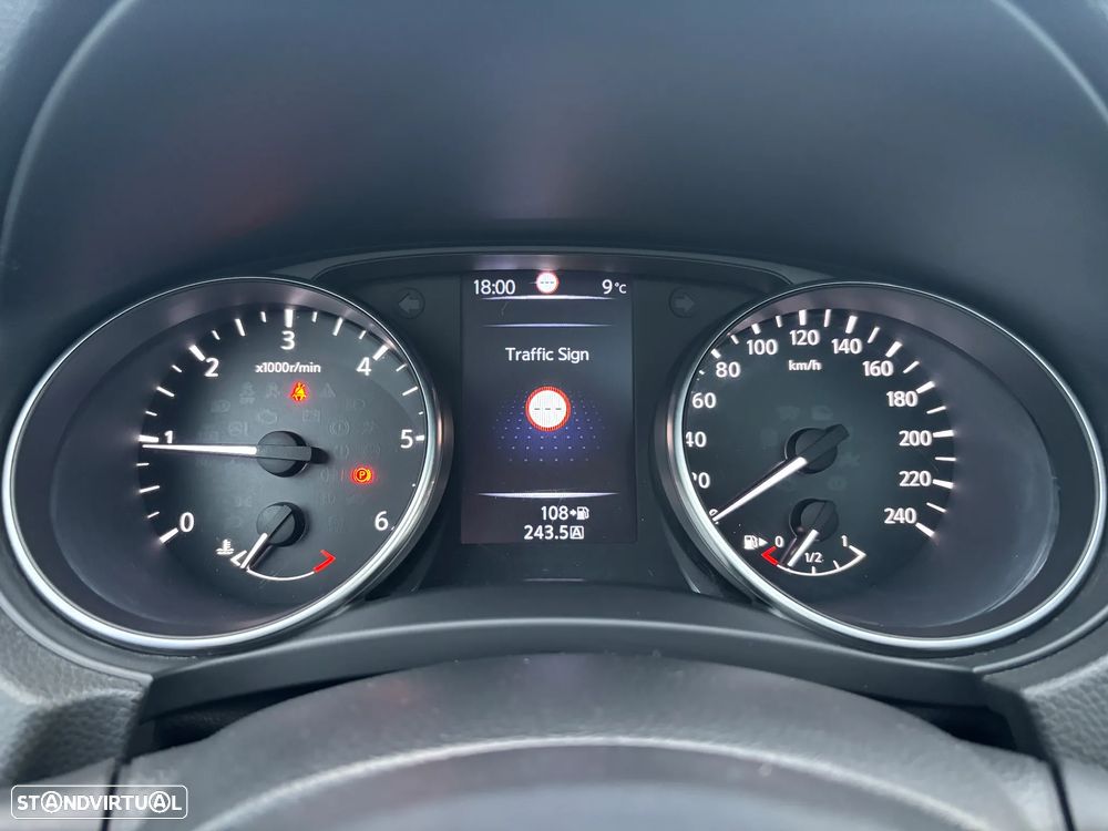 Nissan Qashqai 1.5 dCi N-Connecta Led - 20