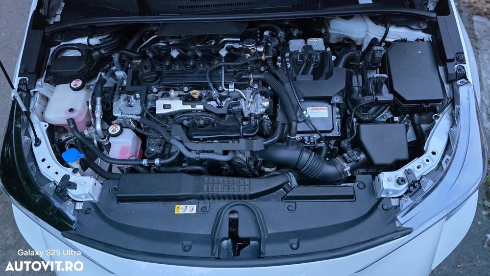 Toyota Corolla - 25