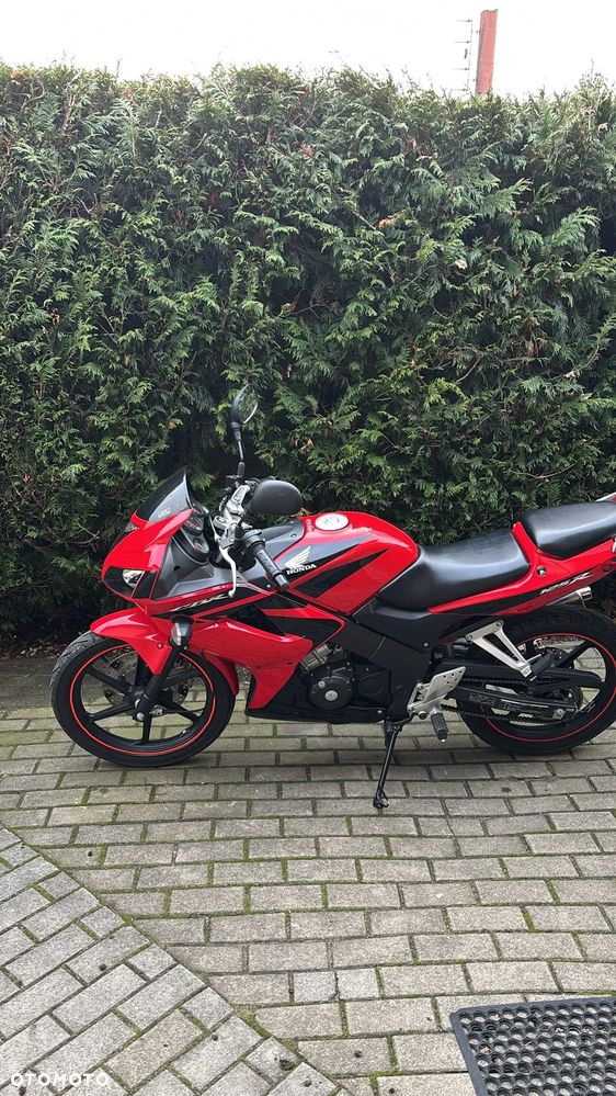 Honda CBR - 8