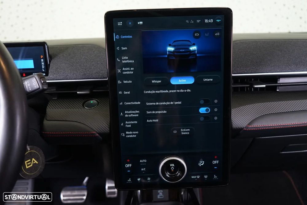 Ford Mustang Mach-E - 37