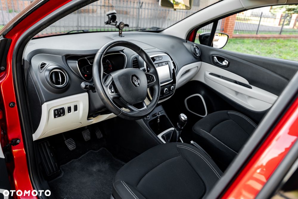 Renault Captur - 16