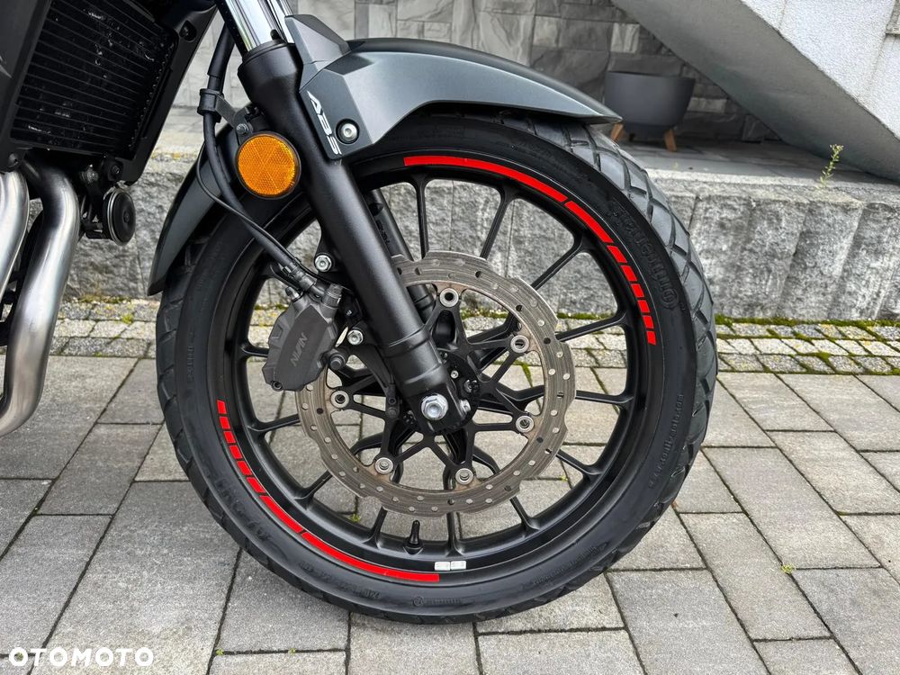 Honda CB - 23