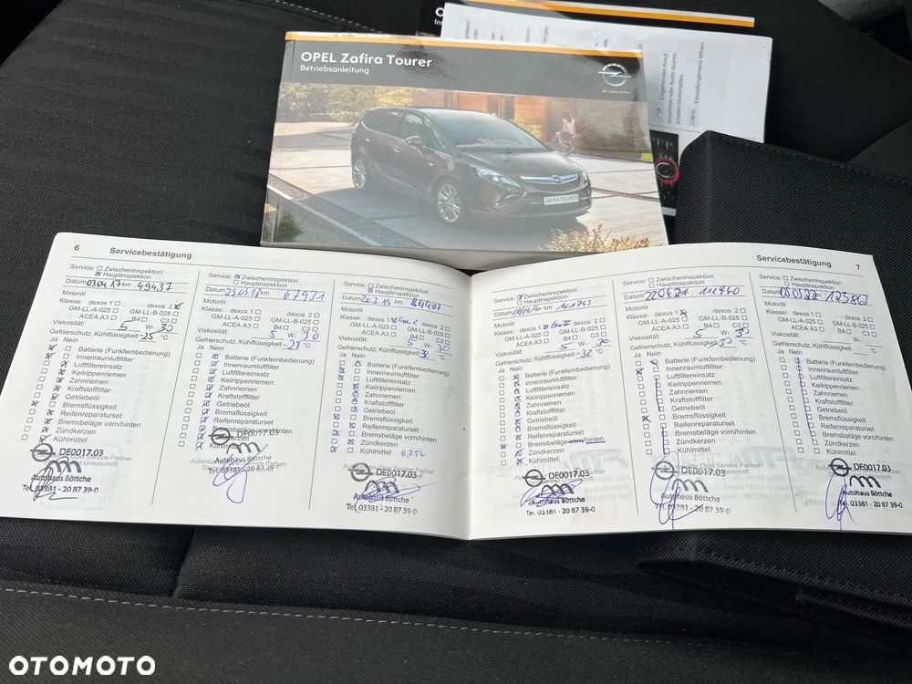 Opel Zafira 1.4 T Cosmo - 26