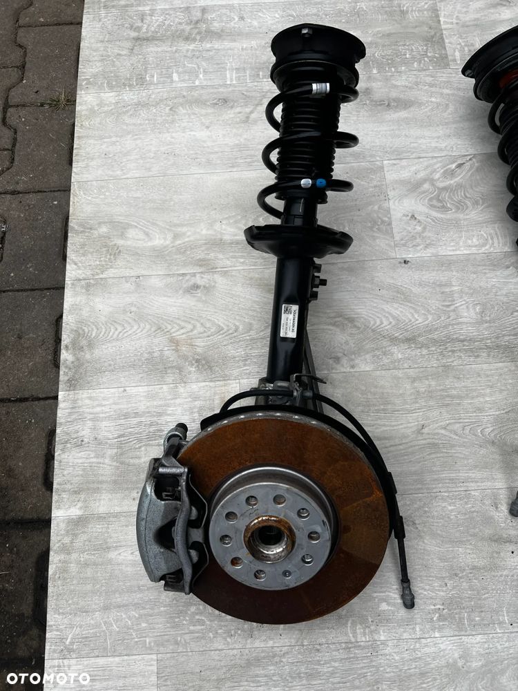 AUDI VW SKODA ZWROTNICA ZAWIESZENIE 5WA413031DA 5WA615105CJ 5WA615306CJ 5WA407258A 5WA407257A 2024R - 2