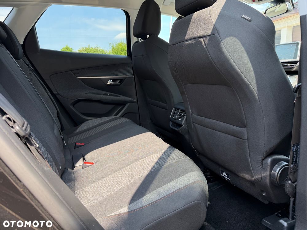 Peugeot 3008 1.6 BlueHDi Allure S&S - 25