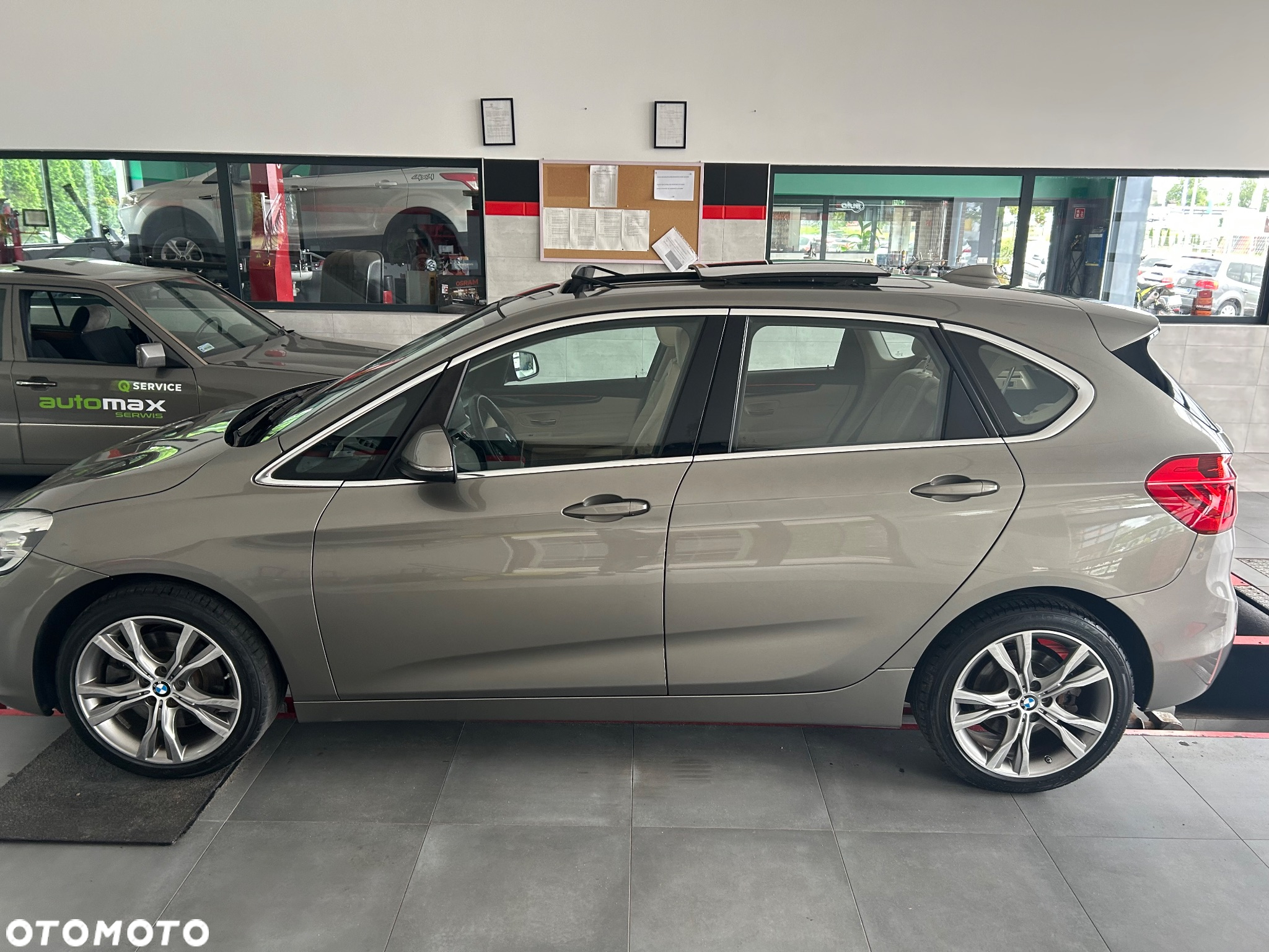 BMW Seria 2 220i Active Tourer Luxury Line - 4